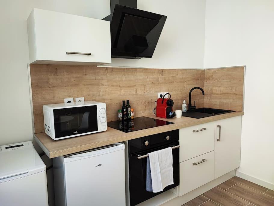 Escale Entre Cite Et Bastide Clim Wifi Smart Tv Apartment การ์กาซอน ภายนอก รูปภาพ