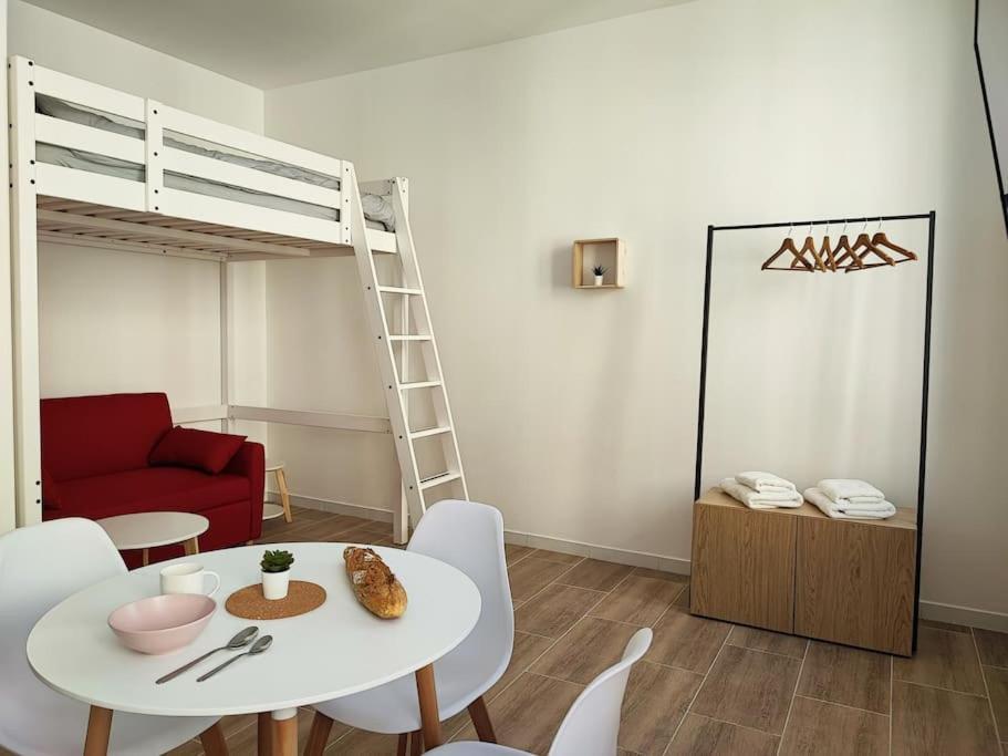 Escale Entre Cite Et Bastide Clim Wifi Smart Tv Apartment การ์กาซอน ภายนอก รูปภาพ